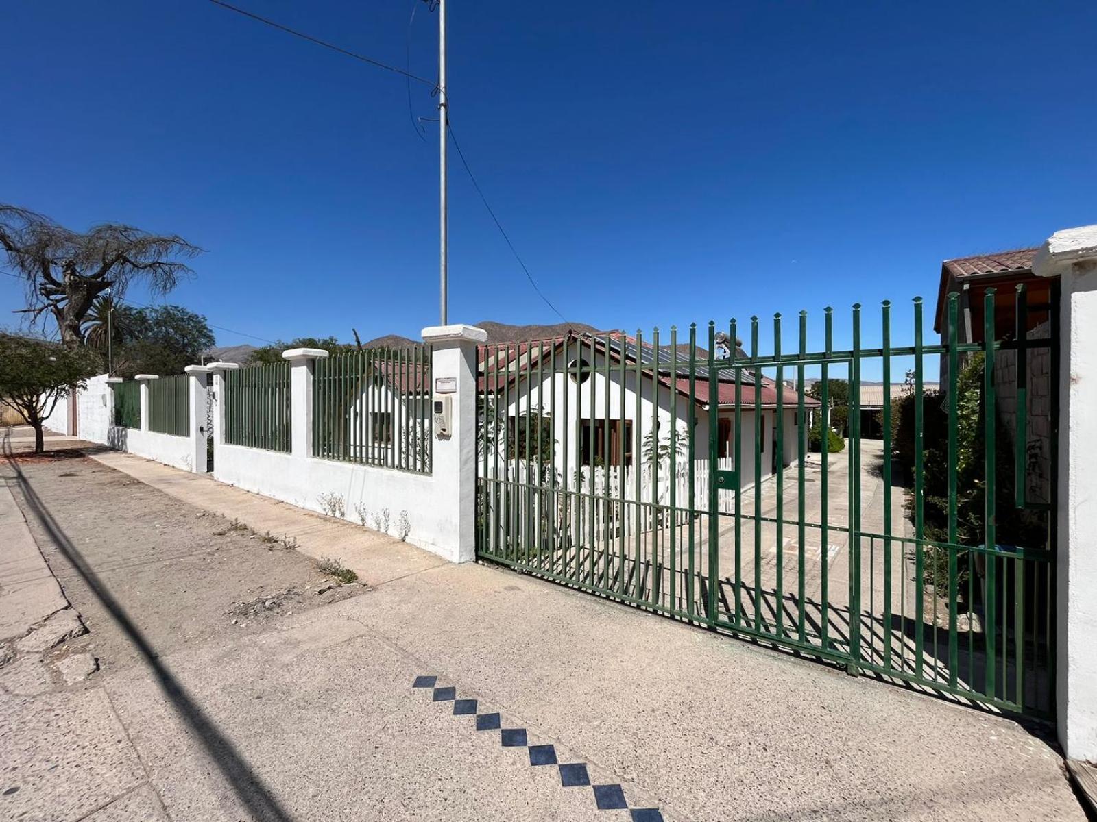 Hostal Casa 95 Vicuña Eksteriør bilde